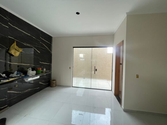 WhatsApp Image 2025-10-20 at 10.54.04 (1)