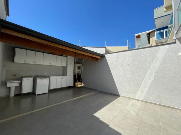 WhatsApp Image 2025-10-28 at 15.35.26 (1)