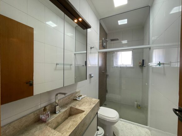 WhatsApp Image 2025-10-28 at 15.35.29 (1)