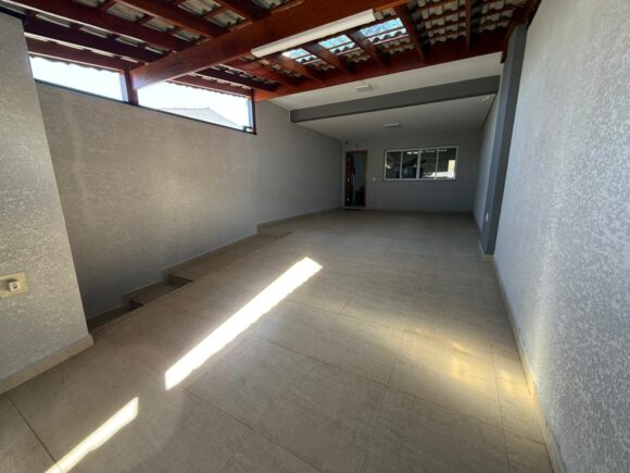 WhatsApp Image 2025-10-28 at 15.36.00