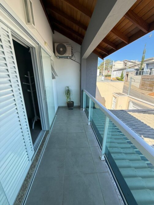 WhatsApp Image 2025-10-28 at 15.36.05 (1)