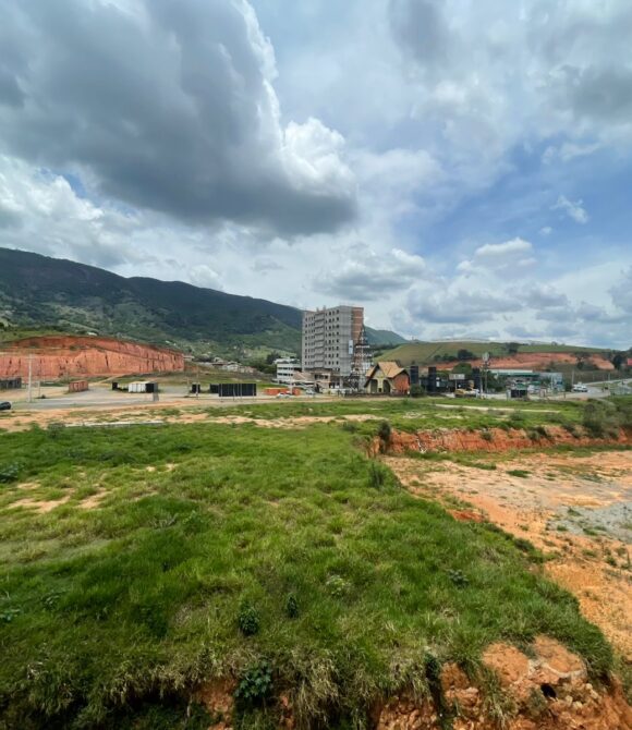 WhatsApp Image 2025-11-06 at 10.58.46 (1)